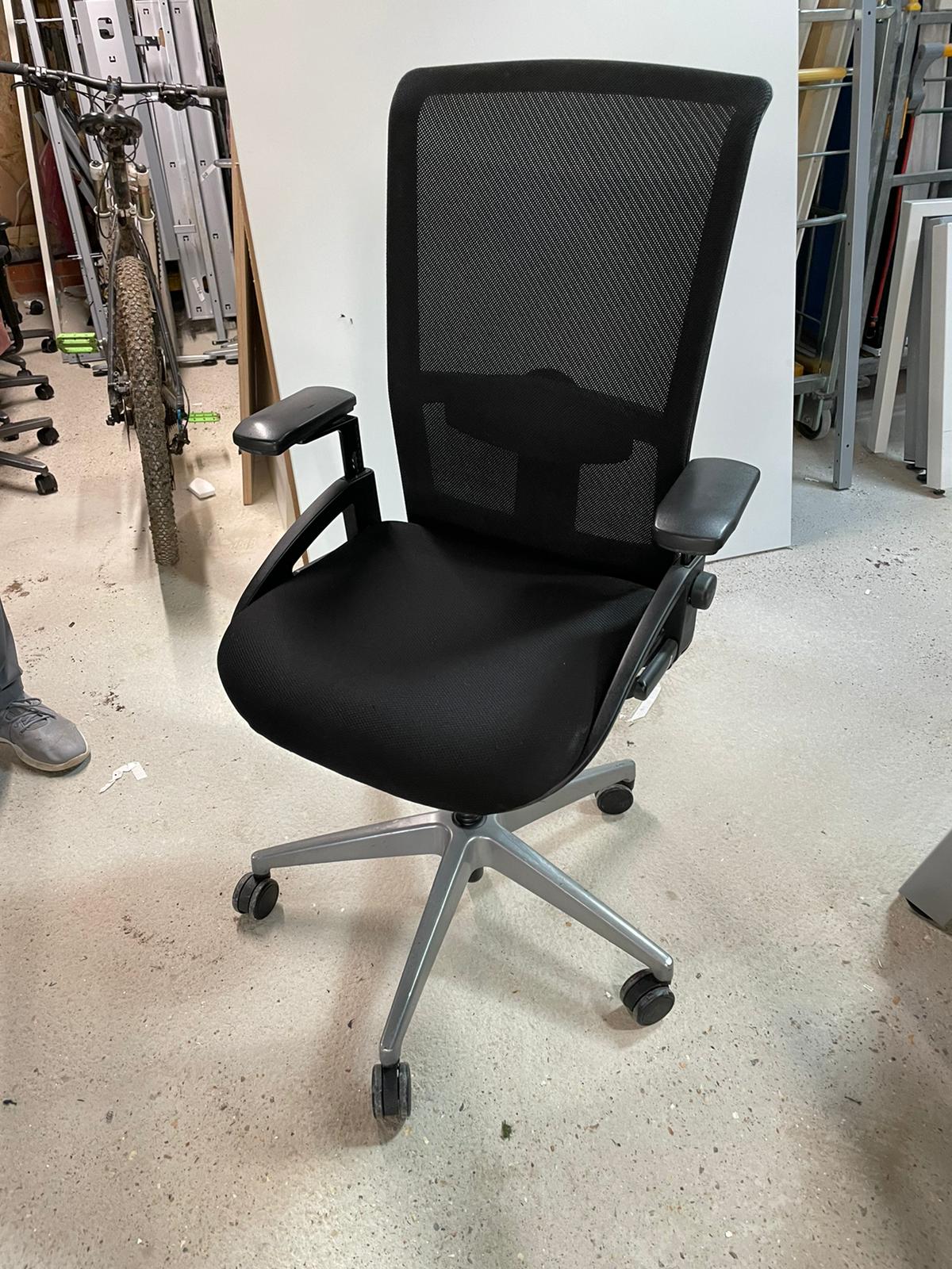 Operator, Task and Mesh Chairs | Surrey Office Supplies